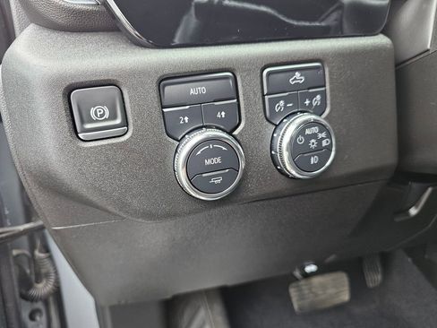 Certified 2025 GMC Sierra 1500 Elevation AWD/4WD image 21