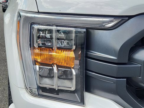 Certified 2022 Ford F150 XLT w/ Equipment Group 302A High image 9