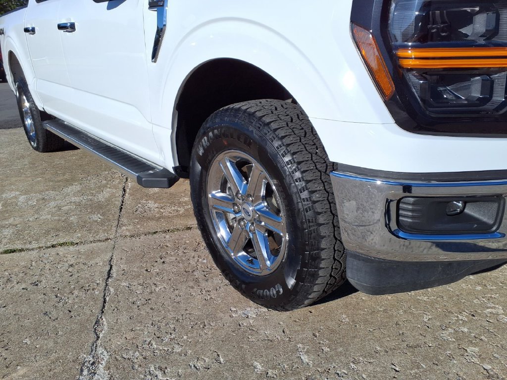 Used 2025 Ford F150 XLT w/ Equipment Group 301A Standard AWD/4WD image 18