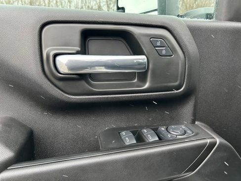 Used 2025 Chevrolet Silverado 2500 Custom w/ Custom Value Package AWD/4WD image 19