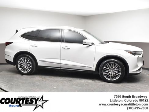 Certified 2023 Acura MDX SH-AWD w/ Advance Package image 4