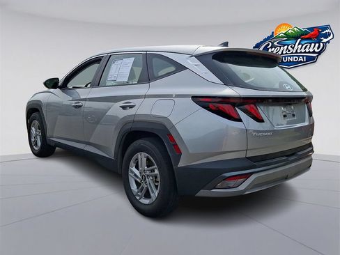 Used 2025 Hyundai Tucson SE FWD image 4