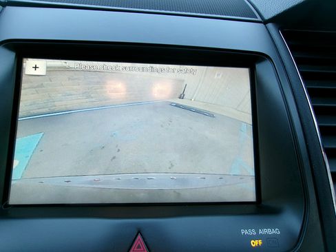 Used 2018 Ford Taurus SEL w/ Equipment Group 201A image 26