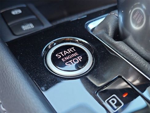 Used 2024 Nissan Kicks SV image 27