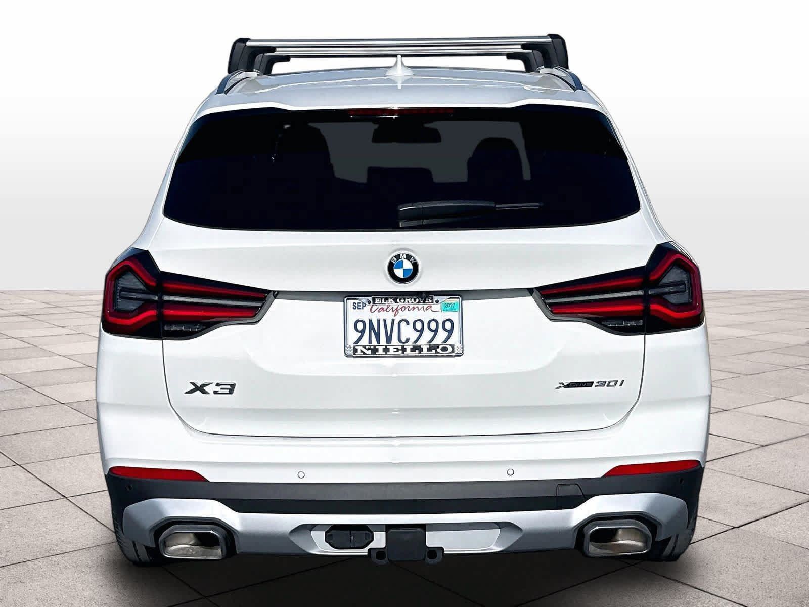 Used 2024 BMW X3 xDrive30i w/ Premium Package w/ZPA AWD/4WD image 8