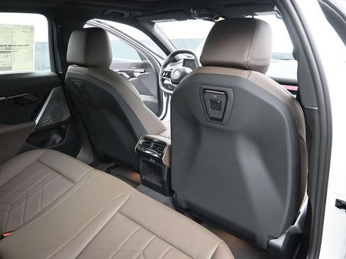 New 2027 BMW 530i RWD image 24