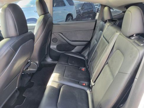 Used 2022 Tesla Model Y Performance image 22