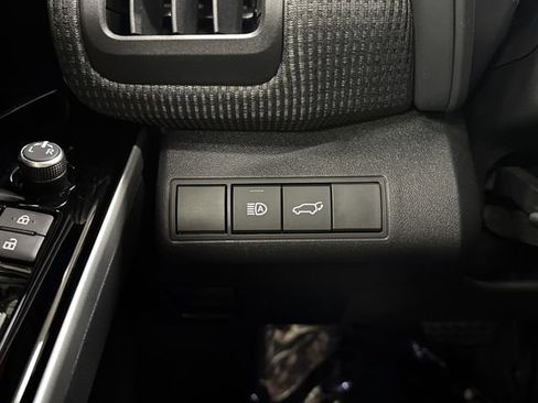 Used 2024 Toyota bZ4X Limited image 26