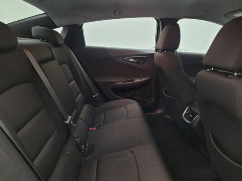 Used 2020 Chevrolet Malibu LT FWD image 19