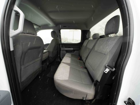 Used 2022 Ford F150 XLT image 23