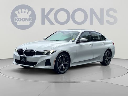 Used 2023 BMW 330i xDrive Sedan w/ Premium Package AWD/4WD image 5
