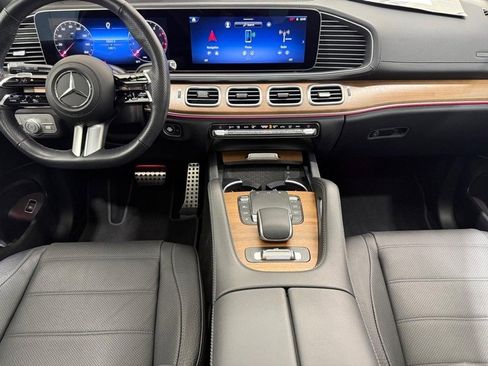Certified 2024 Mercedes-Benz GLS 450 4MATIC image 10