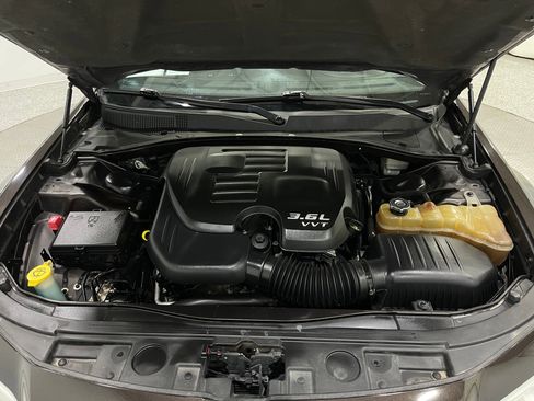 Used 2012 Chrysler 300 Limited RWD image 24