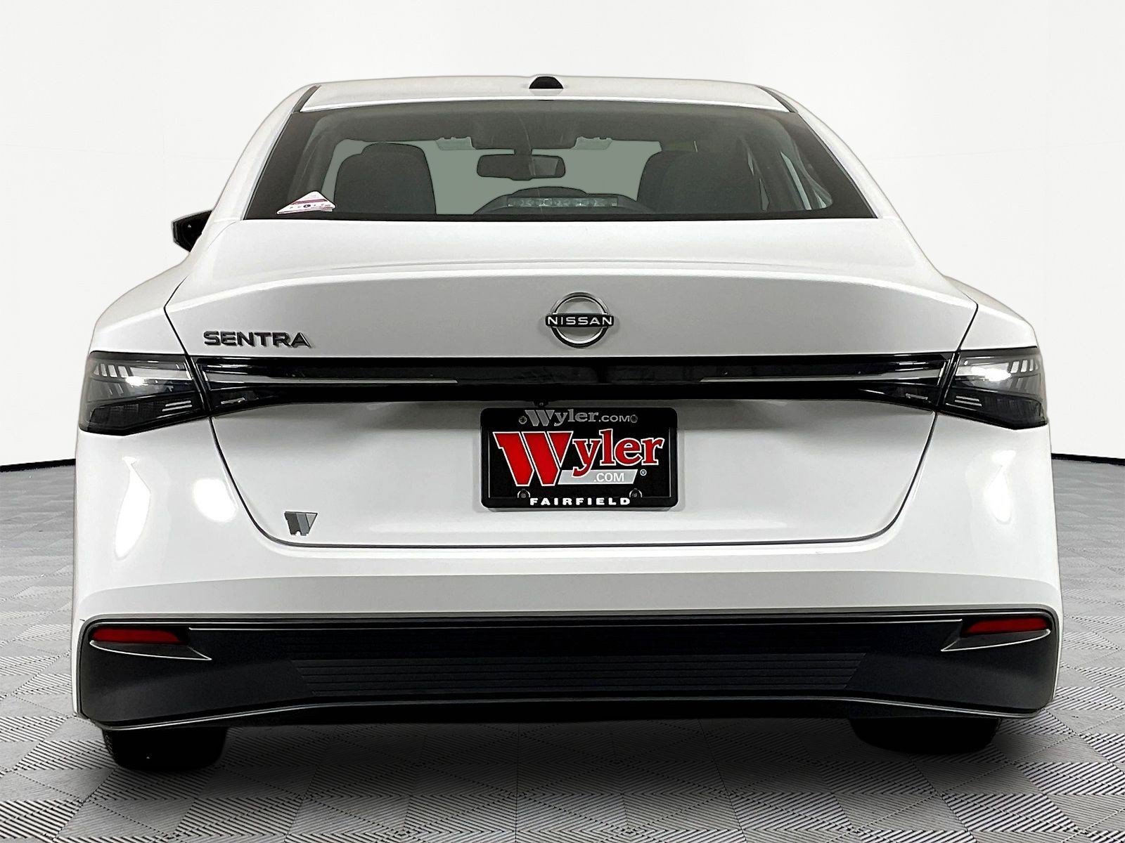 Certified 2026 Nissan Sentra SV w/ SV Convenience Package FWD image 5