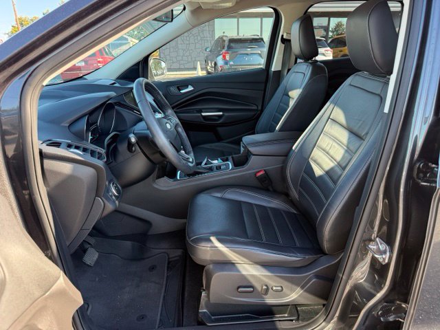 Used 2018 Ford Escape Titanium w/ Ford Safe & Smart Package FWD image 13