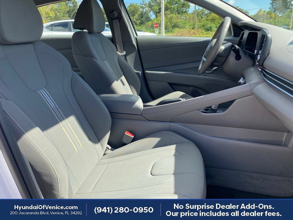 Certified 2026 Hyundai Elantra Sport FWD image 15