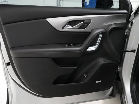 Used 2022 Chevrolet Blazer LT w/ Redline Edition FWD image 11