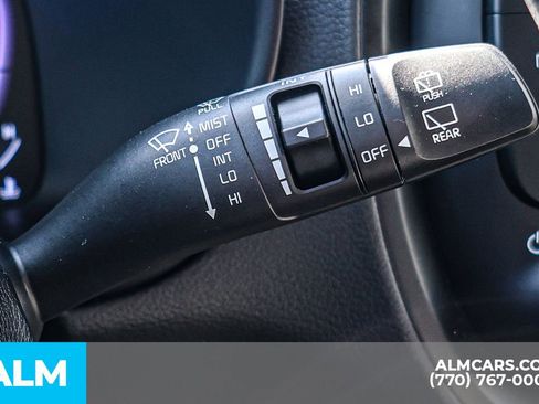 Used 2025 Kia Soul LX FWD image 32