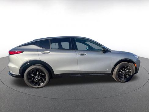 Used 2025 Buick Envista Sport Touring image 16