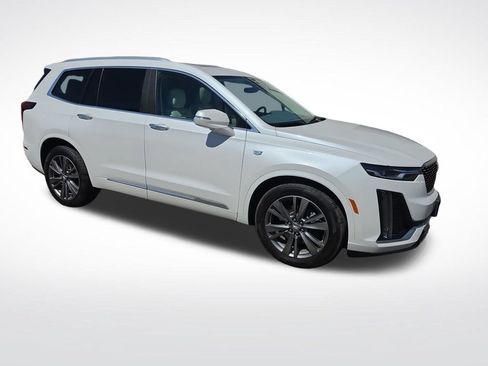 Used 2021 Cadillac XT6 Premium Luxury AWD/4WD image 6