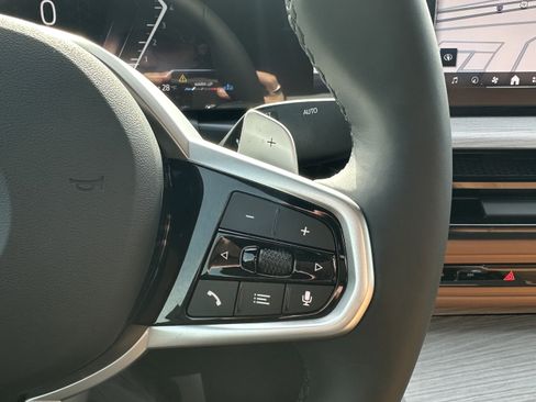 Used 2026 BMW 430i xDrive w/ M Sport Package image 19