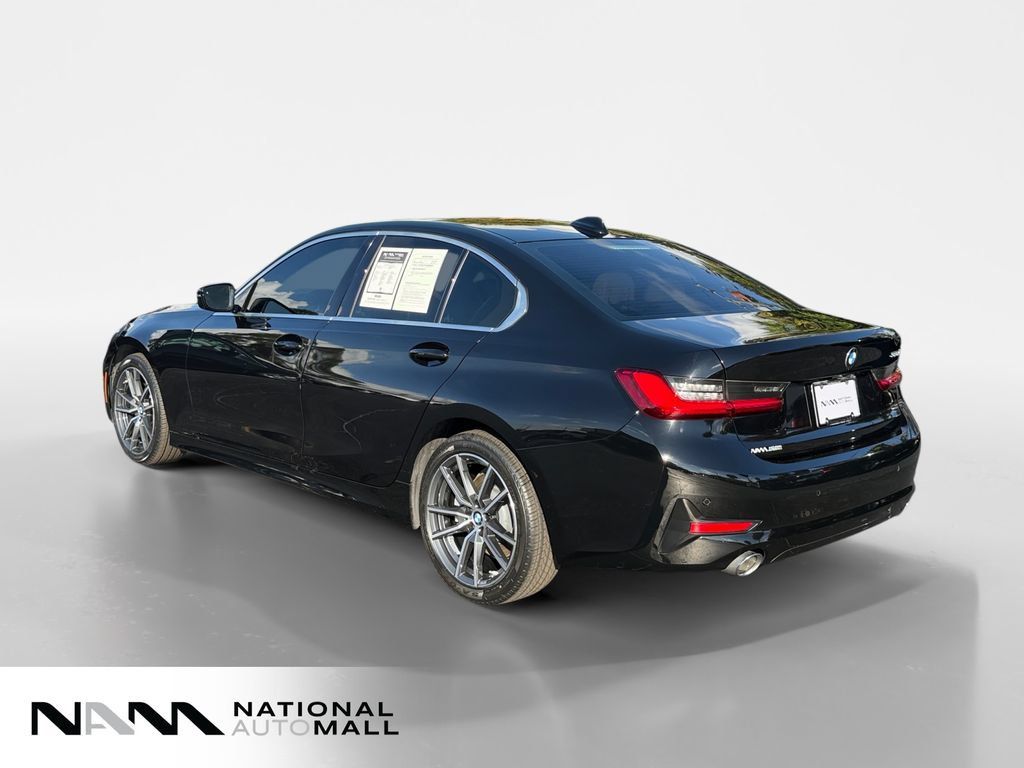 Used 2019 BMW 330i Sedan w/ Premium Package RWD image 3