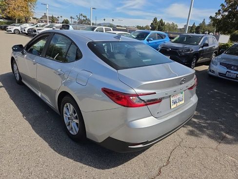 Used 2026 Toyota Camry LE FWD image 3