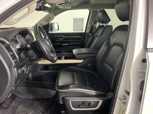 Used 2022 RAM 1500 Laramie AWD/4WD image 18