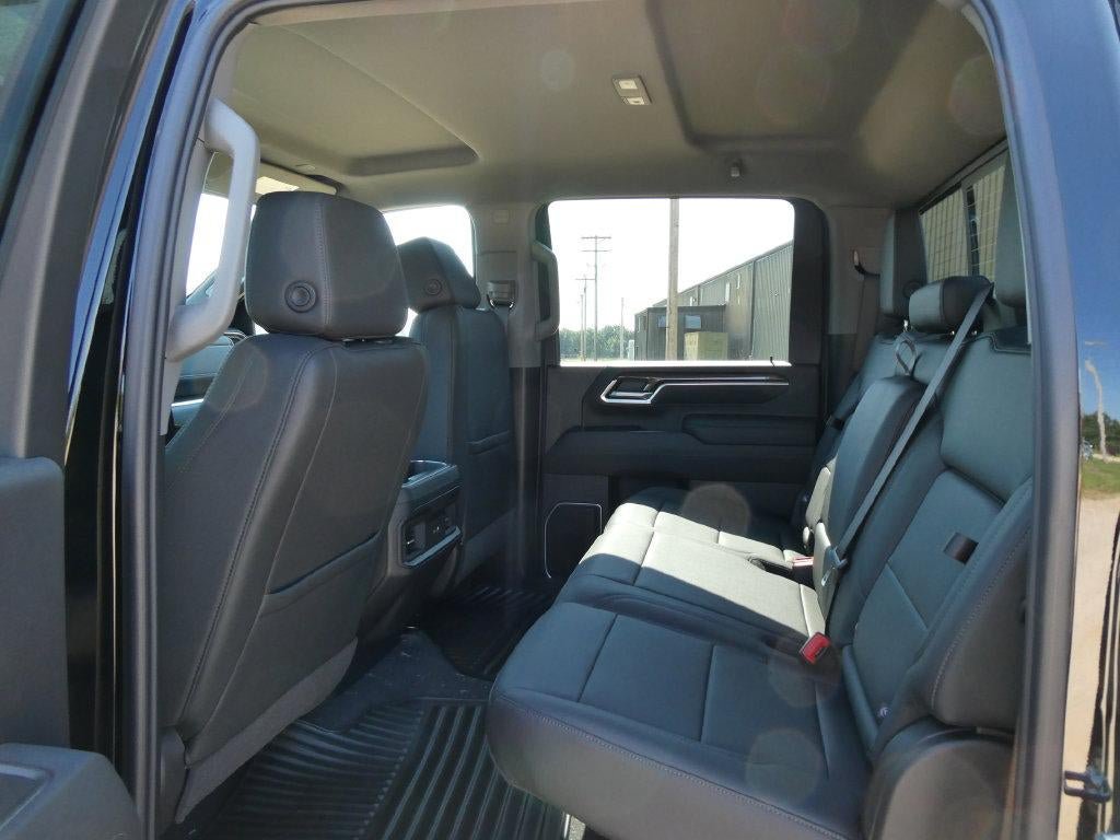 New 2026 Chevrolet Silverado 2500 LT w/ Trail Boss Package AWD/4WD image 15