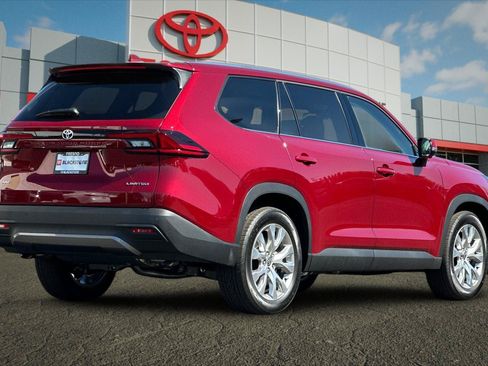 Certified 2026 Toyota Grand Highlander AWD image 3