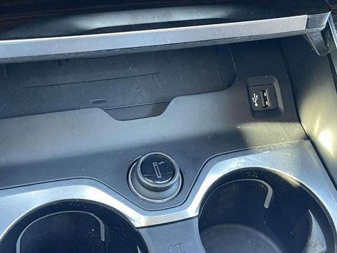 Used 2019 BMW X7 xDrive40i w/ Premium Package image 34