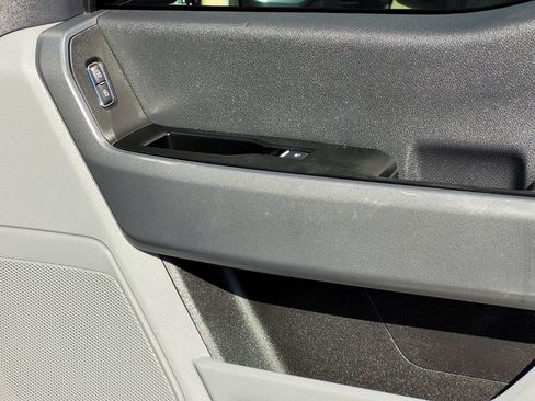 Used 2023 Ford F350 XLT w/ FX4 Off-Road Package image 38