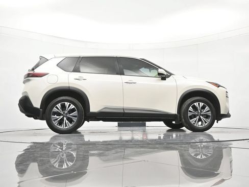 Certified 2023 Nissan Rogue SV AWD/4WD image 39