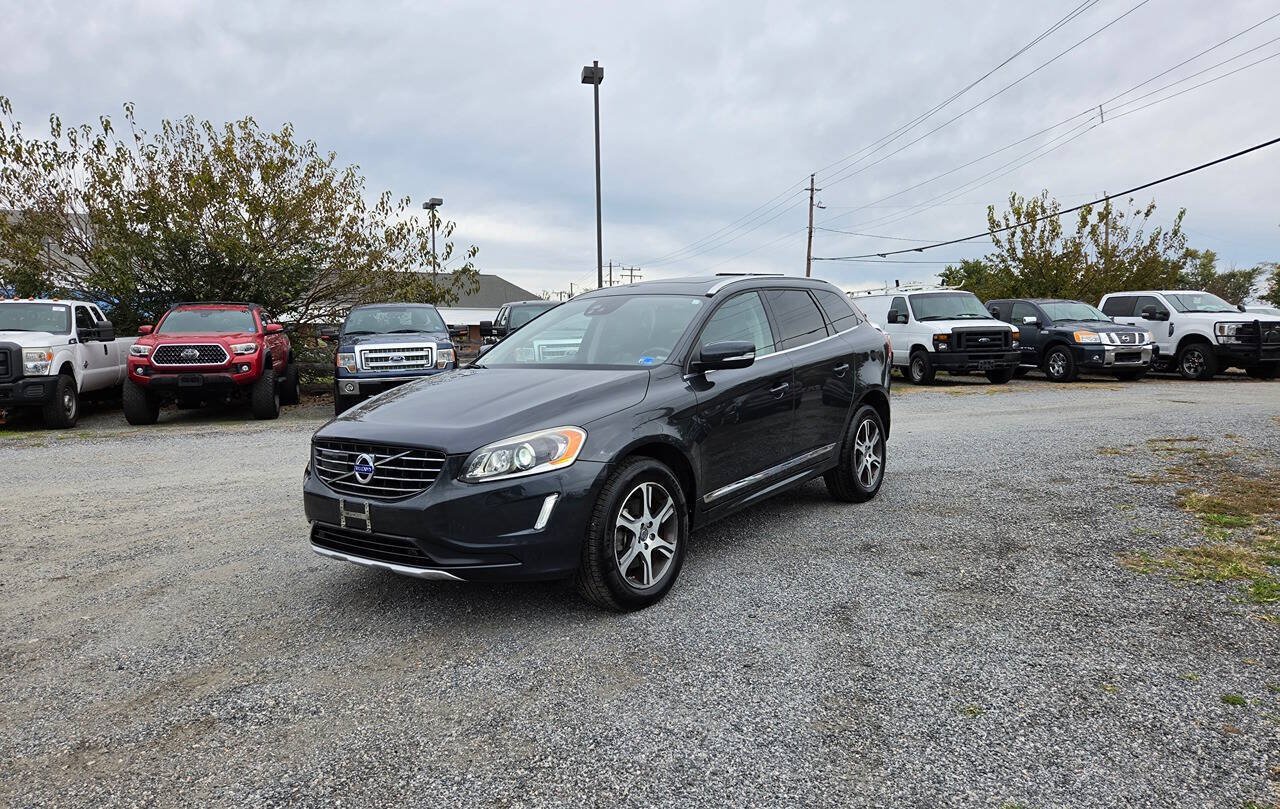 Used 2015 Volvo XC60 T6 Platinum AWD/4WD image 1