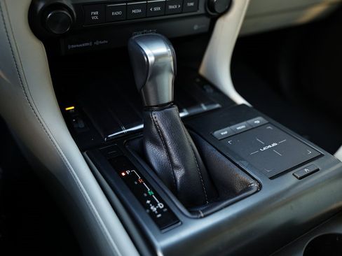 Used 2022 Lexus GX 460 Premium image 42