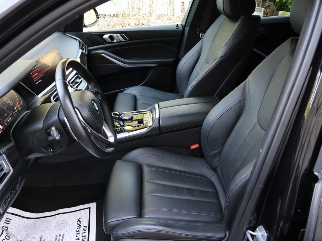 Used 2019 BMW X5 xDrive40i AWD/4WD image 16