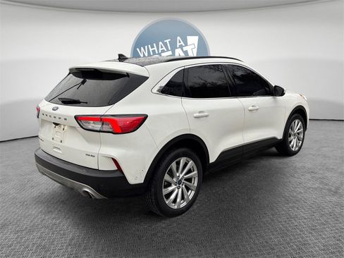 Used 2021 Ford Escape Titanium w/ Titanium Elite Package image 3