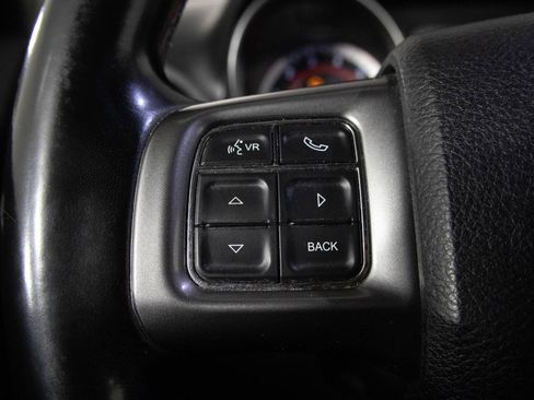 Used 2019 Dodge Journey Crossroad image 27