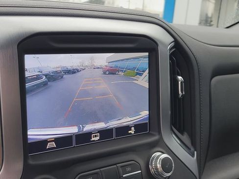 Certified 2022 GMC Sierra 1500 SLT w/ SLT Convenience Package image 30