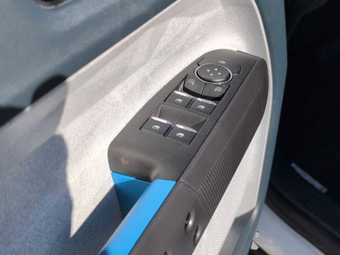 New 2026 Ford Maverick XLT w/ XLT Luxury Package image 18