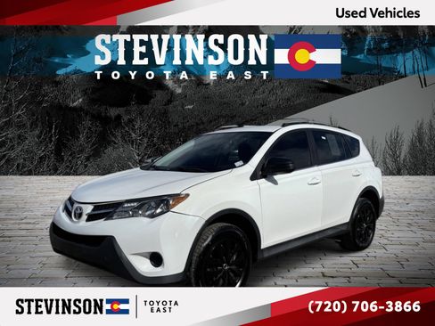 Used 2014 Toyota RAV4 LE image 1