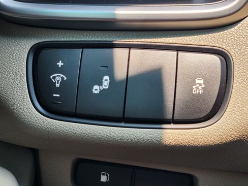 Used 2020 Kia Sorento LX AWD/4WD image 15