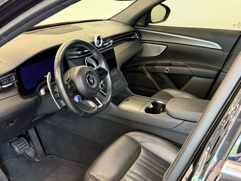 Used 2024 Maserati Grecale GT AWD/4WD image 10