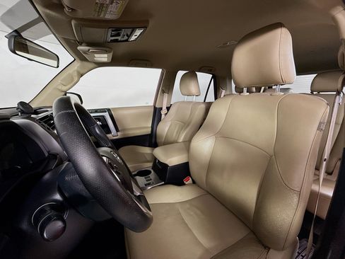 Used 2014 Toyota 4Runner SR5 RWD image 25