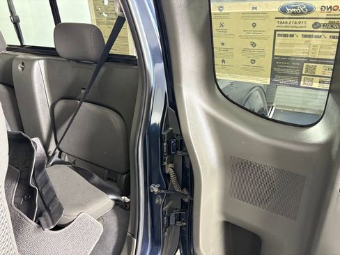 Used 2019 Nissan Frontier SV image 24