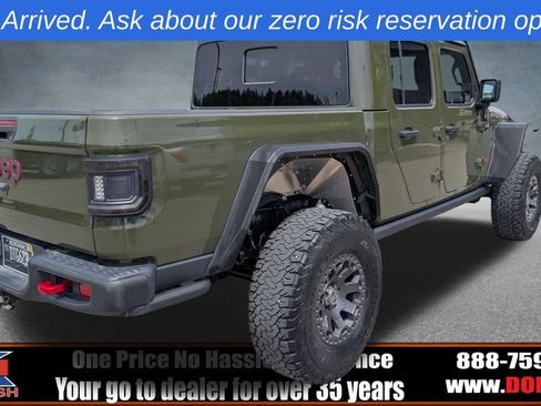 Used 2022 Jeep Gladiator Rubicon AWD/4WD image 3