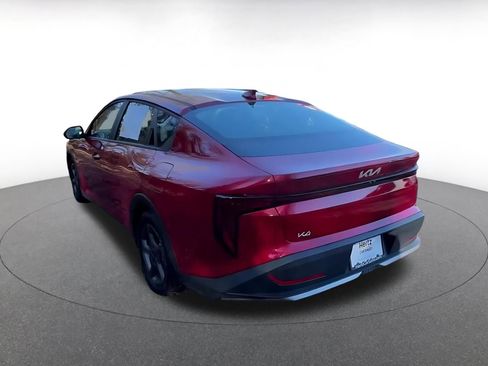 Used 2025 Kia K4 LXS image 11