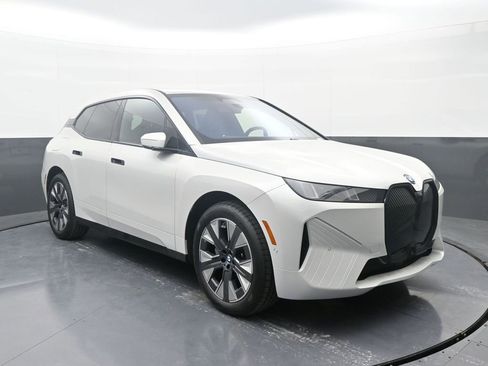 New 2026 BMW iX xDrive45 AWD/4WD image 2