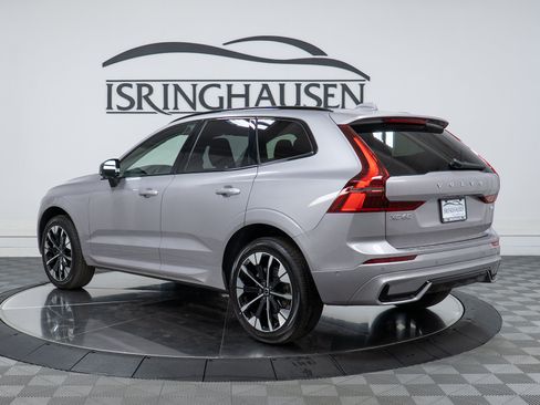 New 2026 Volvo XC60 B5 Plus w/ Climate Package AWD/4WD image 7
