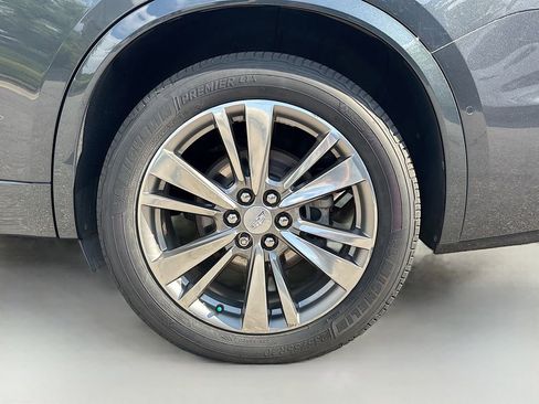 Used 2021 Cadillac XT6 Premium Luxury FWD image 12